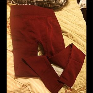 NWOT Maroon fleece lined leggings